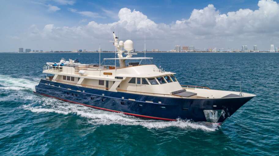 ARIADNE Luxury Yacht Charters New England copy
