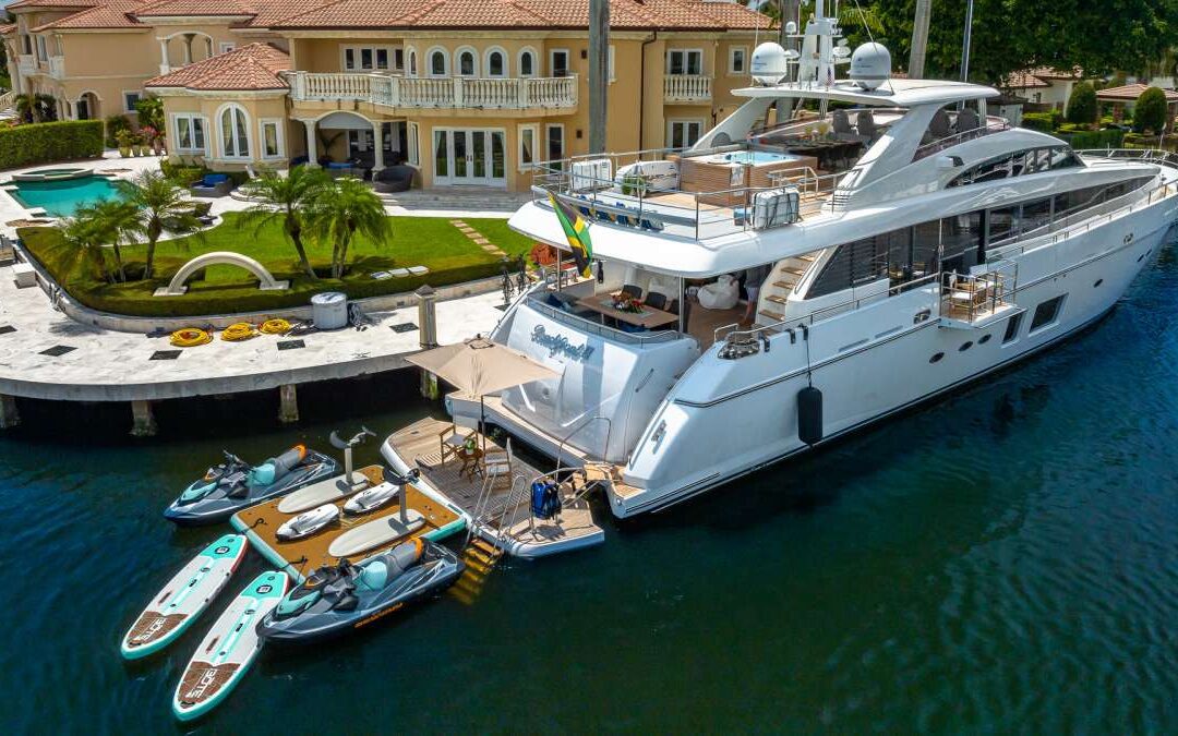 BEACHFRONT II – Luxury Yachts Nassau