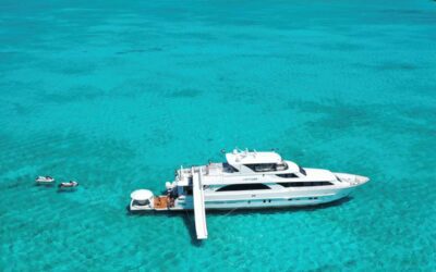 LIMITLESS  – Nassau Luxury Yacht Charters