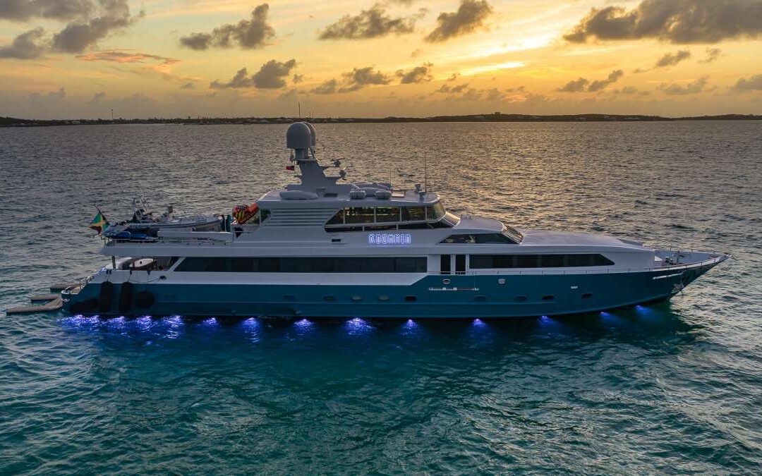 KASHMIR 133′ Splendor Yachts –  Luxury Charters Nassau